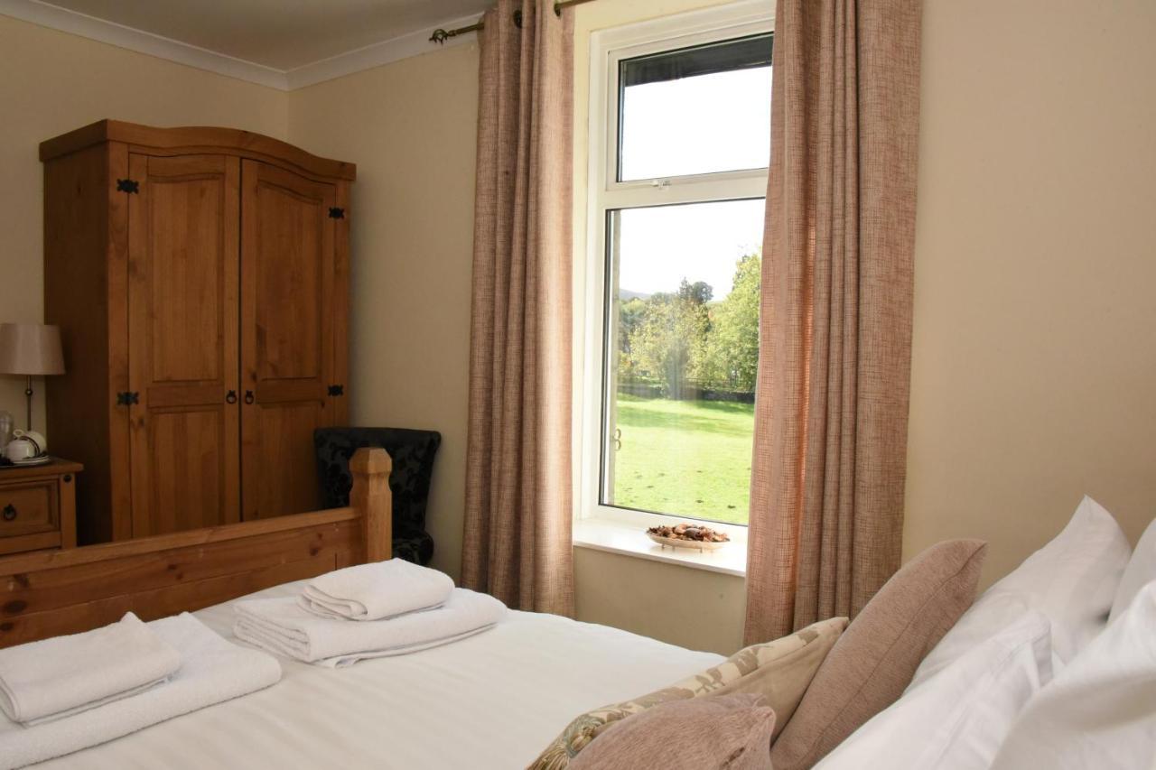 The Llanelwedd Arms Hotel 빌스웰즈 외부 사진